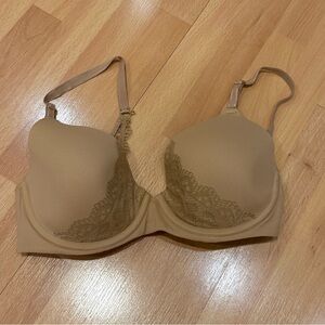 Soma Beige Lace-Trim T-Shirt Bra in warm amber